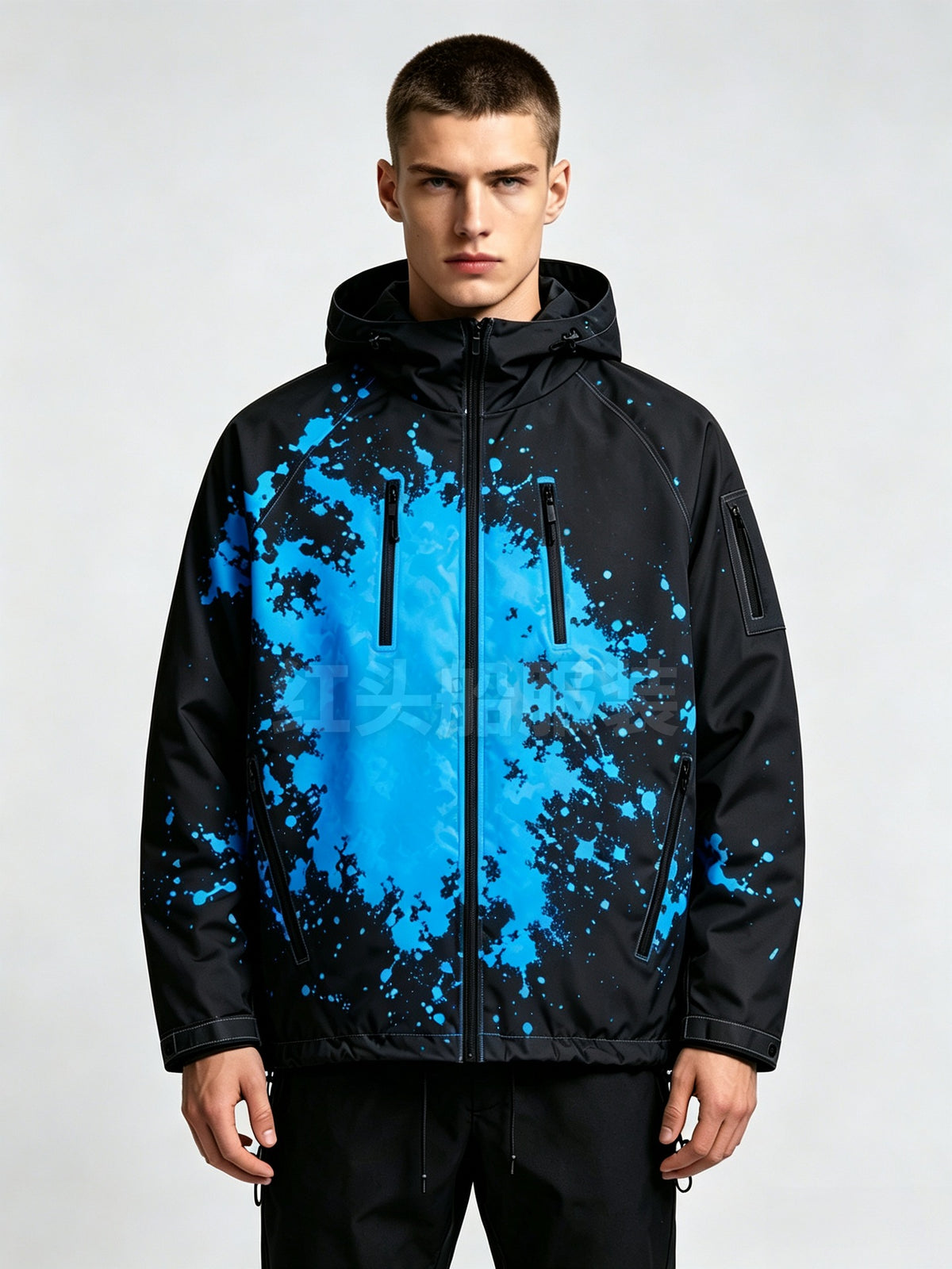❄ A jacket that changes color in the snow (windproof, waterproof, breathable, and packable—a winter essential) 🔥